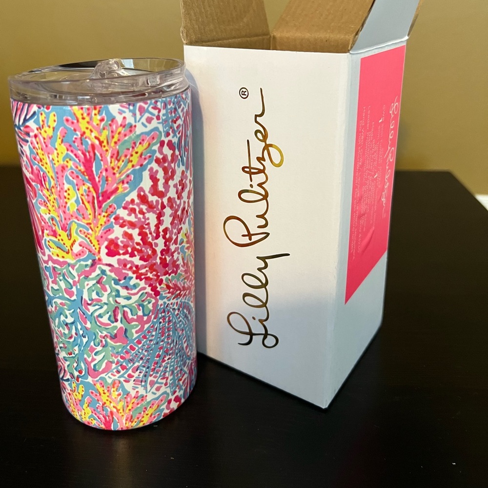 New in Box Lilly Pulitzer Slim Tumbler Splashdance pattern